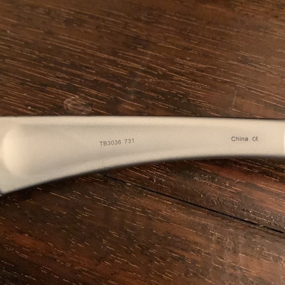 Timberland Sunglasses EUC TB3606 731 style - Picture 7 of 8